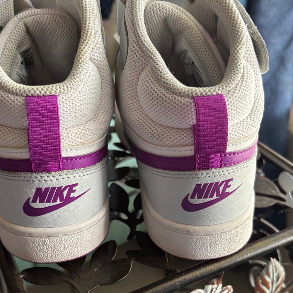 Nike White & Purple Mid-Top Sneakers for Big Girls size 7Y - Picture 5 of 7